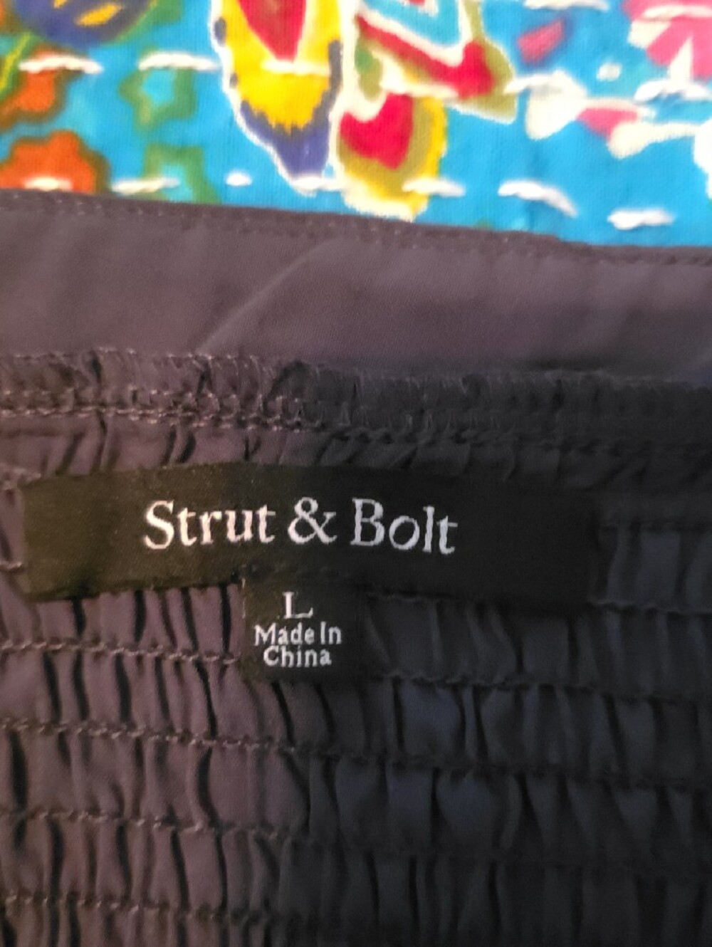 NWOT Strut & Bolt Large Square-Neck Smocked Peasant Top in Dark Navy with Trim - Picture 5 of 7